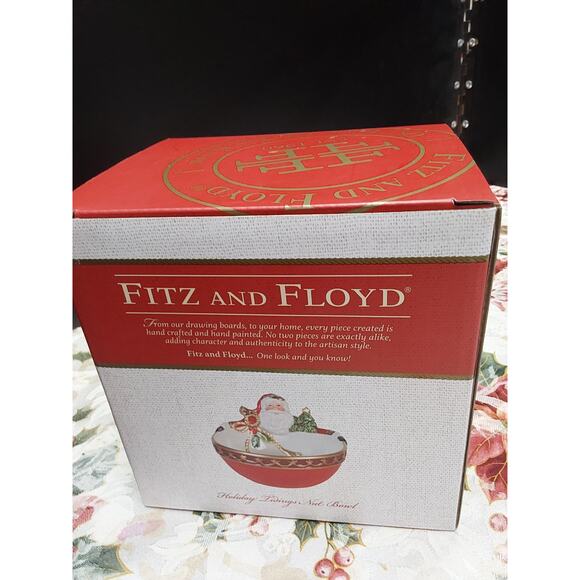 Fitz and Floyd Christmas Seasonal nut candy bowl in box - Picture 2 of 4